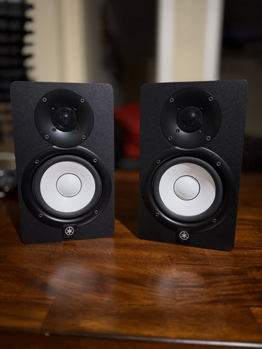 Yamaha hs5 powered studio - hs5,